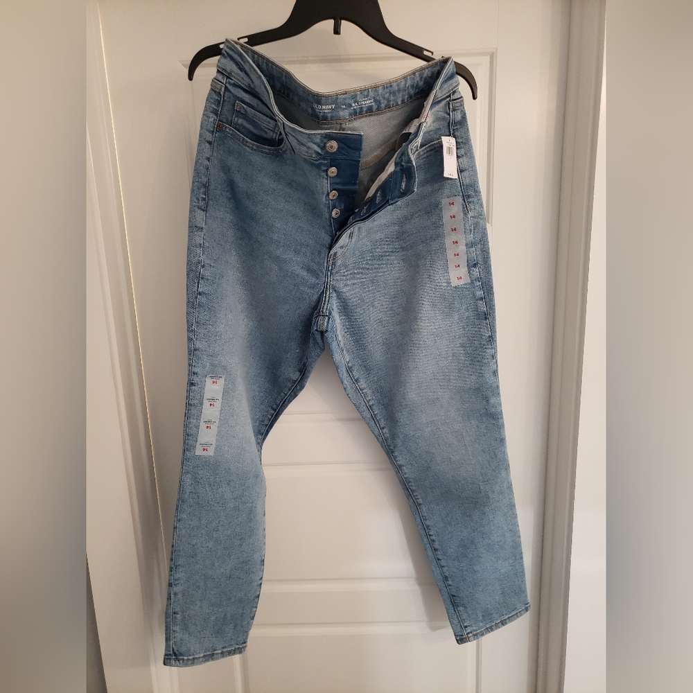 NWT Old Navy High-Rise O.G. Straight Jeans.